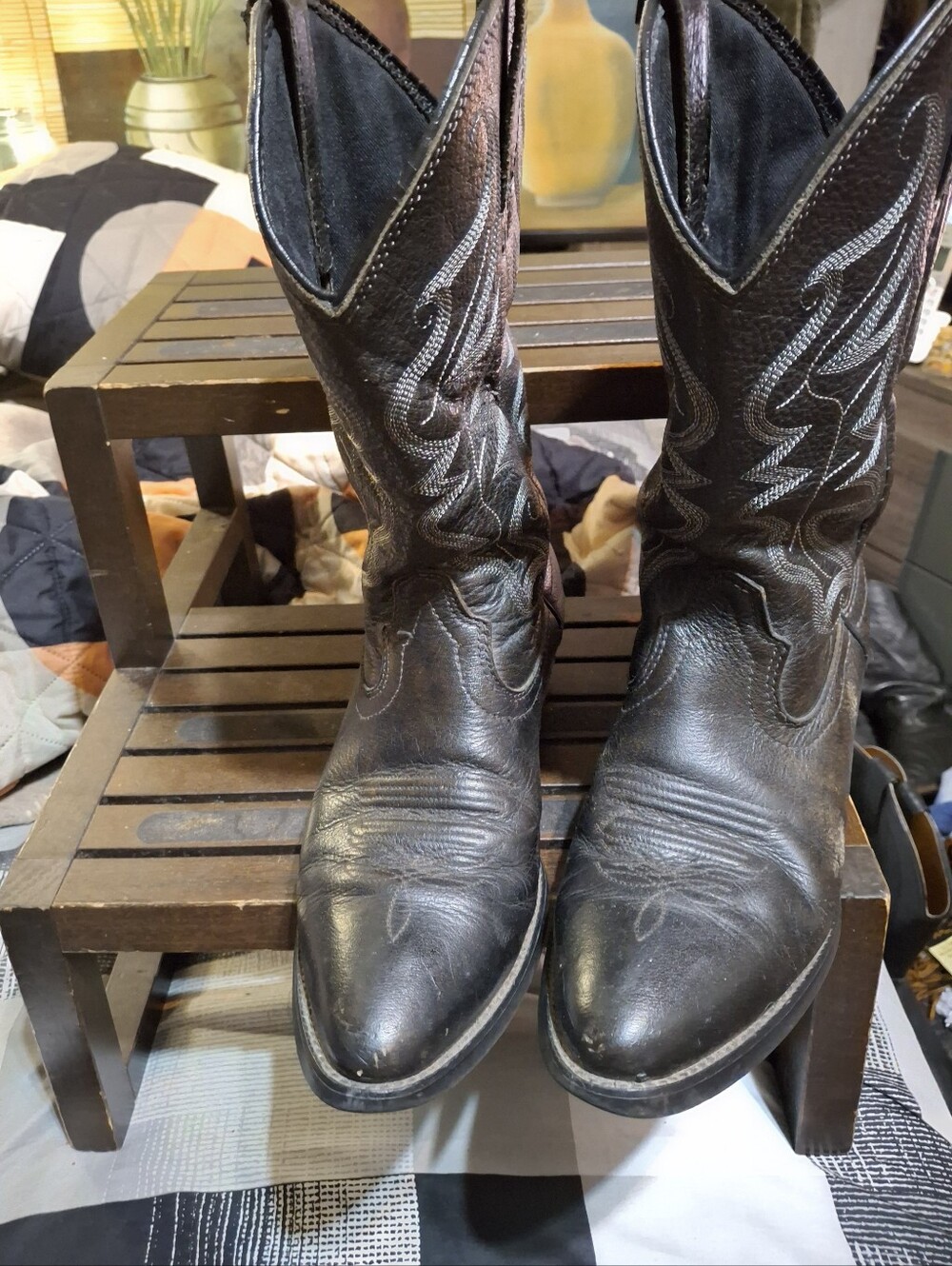 Justin Boots Black Leather Western Cowboy Boots with White Embroidered Stitching